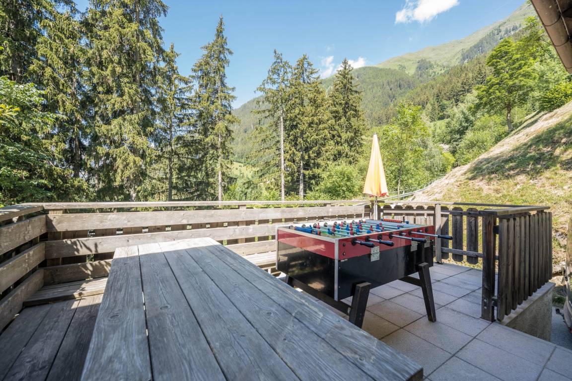 Bellissima casa con giardino, terrazza e barbecue + vista sulla montagna