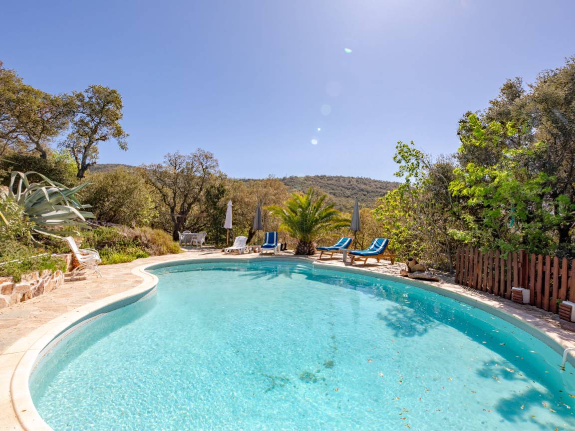 150 M² House ∙ 2 Bedrooms ∙ 6 Guests - La Garde-Freinet