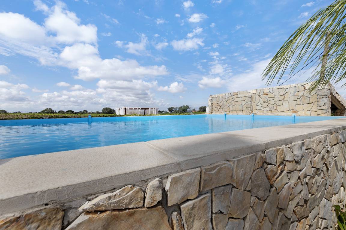100 M² Cottage ∙ 2 Bedrooms ∙ 5 Guests - Portugal