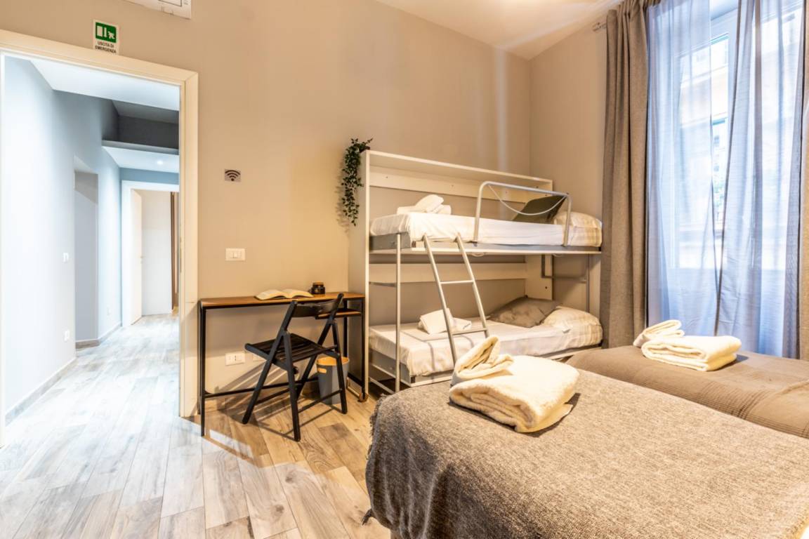 100 M² Apartment ∙ 3 Bedrooms ∙ 11 Guests - Rome
