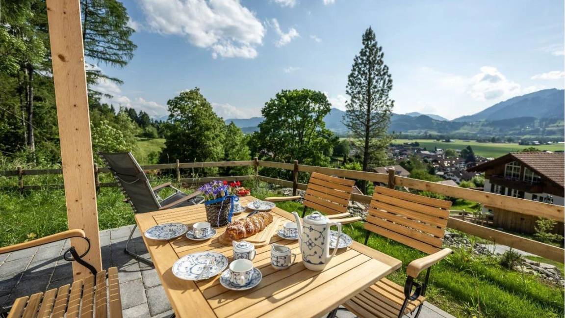 100 M² Huoneisto ∙ 2 Makuuhuonetta ∙ 4 Vierasta - Immenstadt im Allgäu