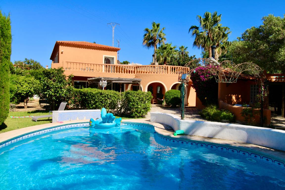 428 M² Casa ∙ 5 Habitaciones ∙ 10 Huéspedes - Dénia