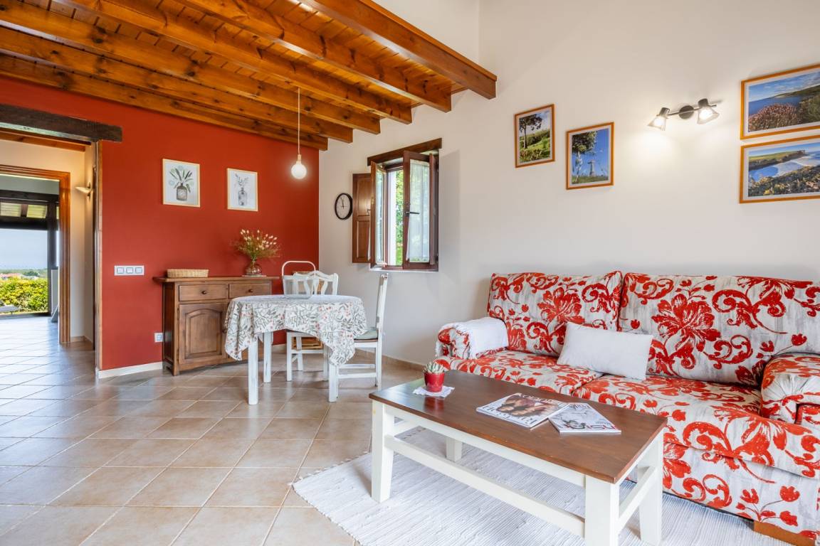 40 M² House ∙ 1 Bedroom ∙ 2 Guests - Comillas