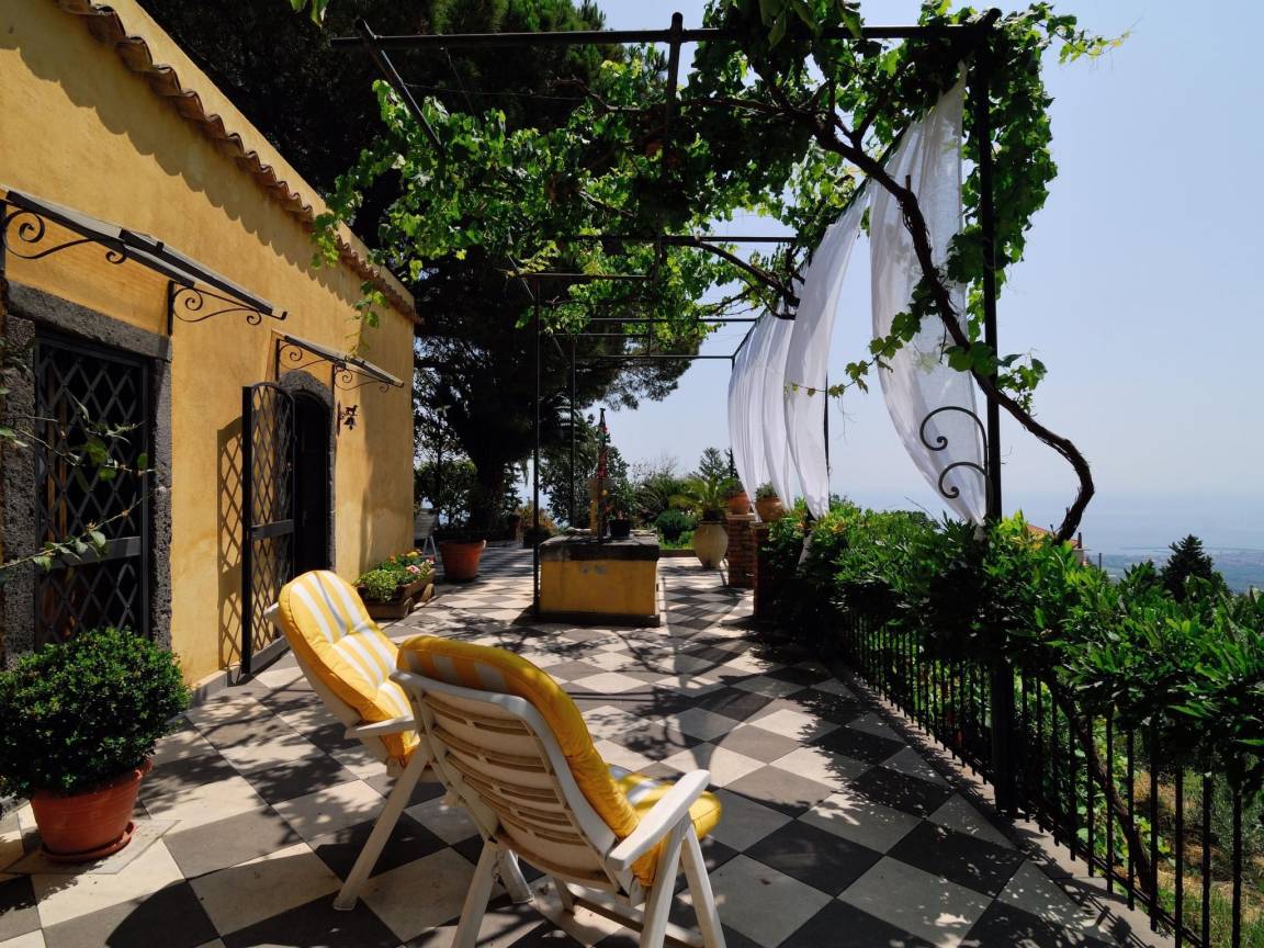 130 M² Casa Vacanza ∙ 2 Camere Da Letto ∙ 4 Ospiti - Fiumefreddo di Sicilia
