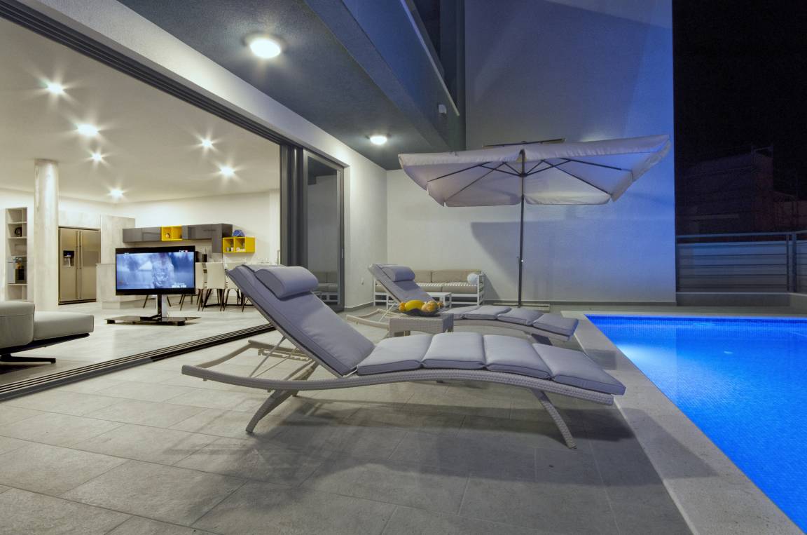 250 M² Villa ∙ 4 Chambres ∙ 8 Personnes - Makarska