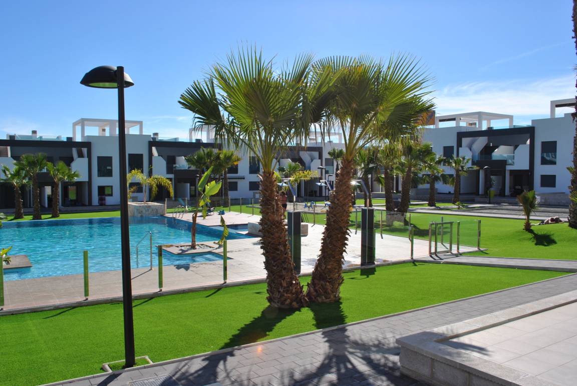 80 M² Apartment ∙ 2 Bedrooms ∙ 4 Guests - La Zenia