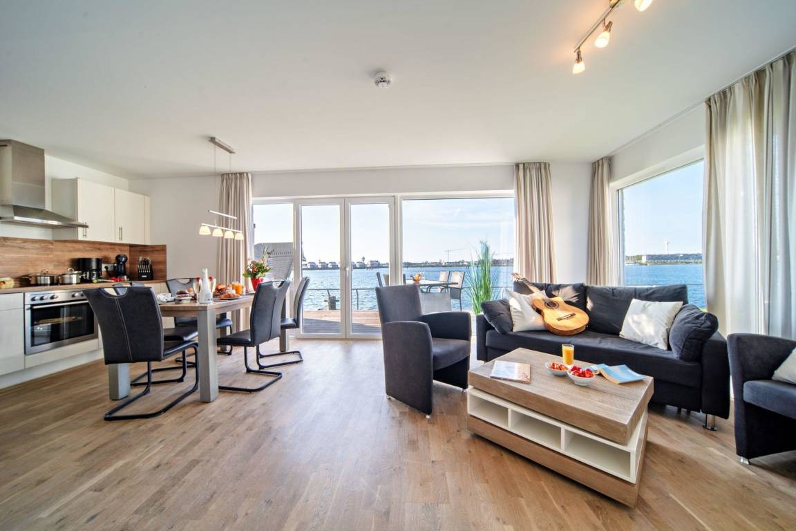 78 m² Ferienwohnung ∙ 2 Schlafzimmer ∙ 5 Gäste – Bild 3