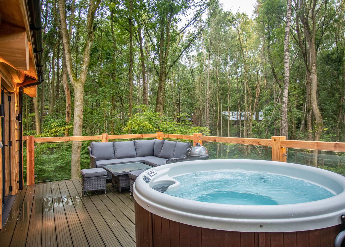 Chalet ∙ 2 Bedrooms ∙ 4 Guests - Cheshire