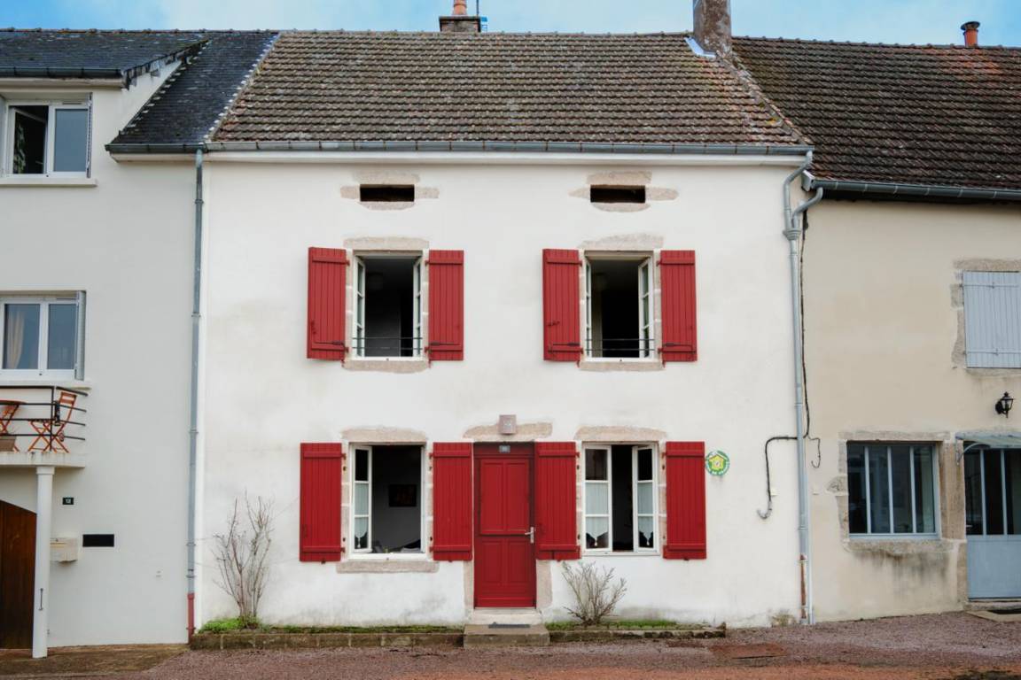 114 m&sup2; G&icirc;te 3 Schlafzimmer 6 G&auml;ste