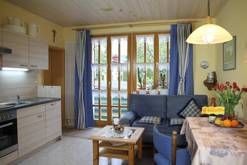 45 M² Ferienwohnung ∙ 2 Schlafzimmer ∙ 3 Gäste - Bayerisch Eisenstein