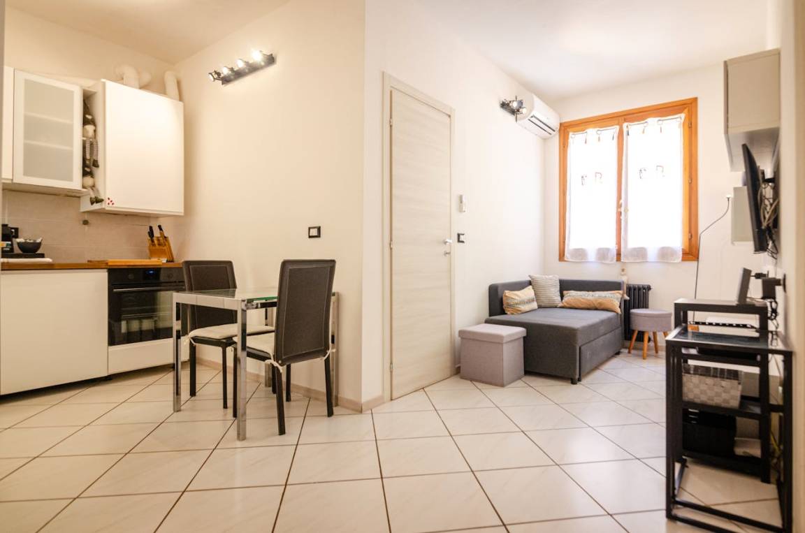 40 M² Appartamento Vacanza ∙ 1 Camera Da Letto ∙ 2 Ospiti - Bologna