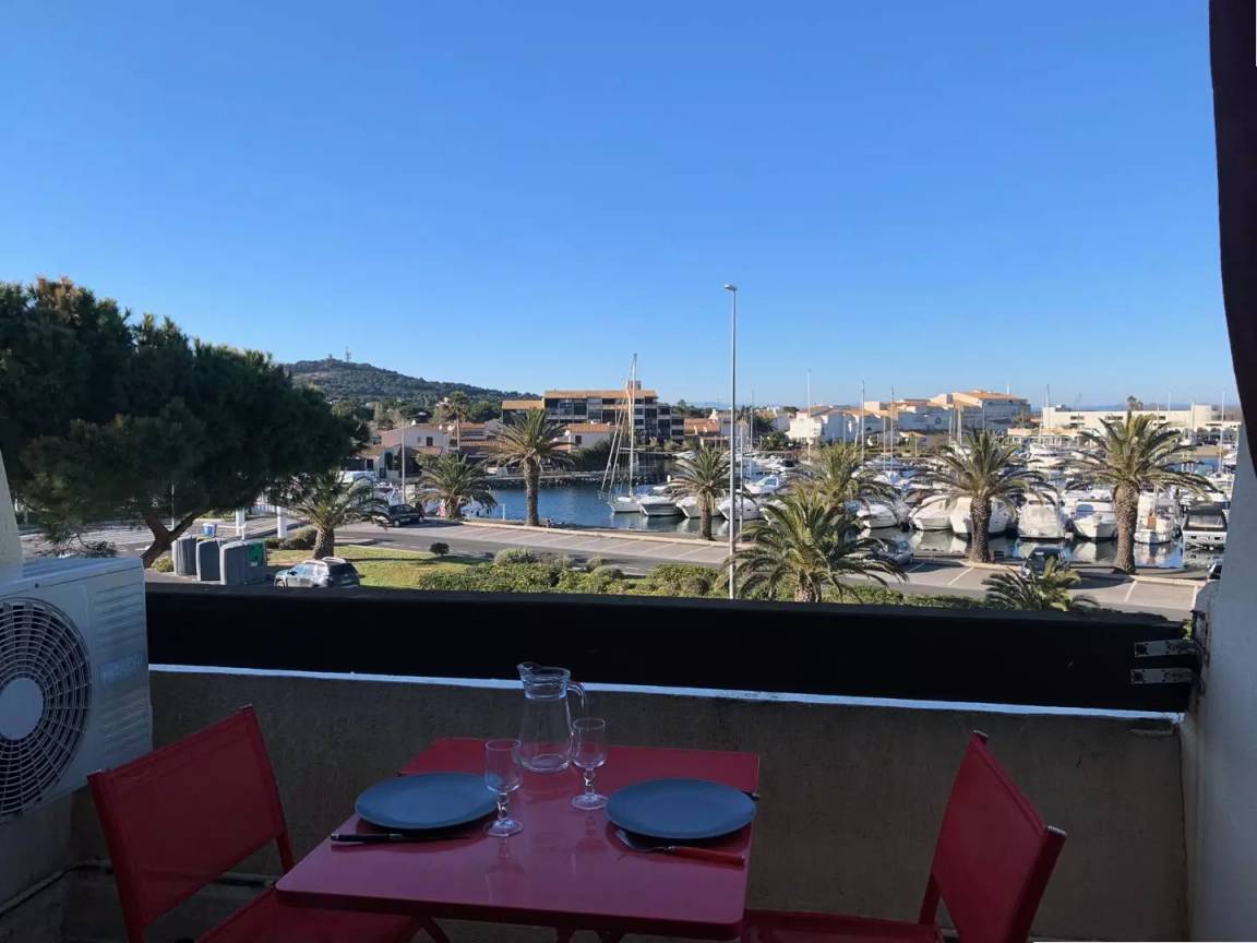 20 M² Apartament Typu Studio ∙ 1 Sypialnia ∙ 2 Gości - Marseillan