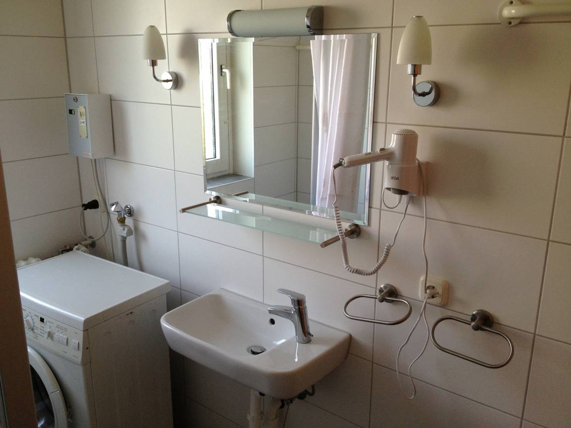 80 m² Ferienwohnung ∙ 2 Schlafzimmer ∙ 4 Gäste – Bild 10