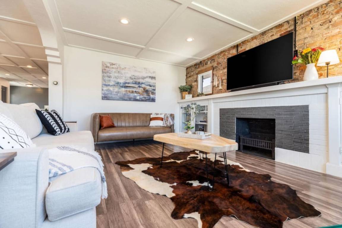 215 M² House ∙ 4 Bedrooms ∙ 8 Guests - Salt Lake City, UT
