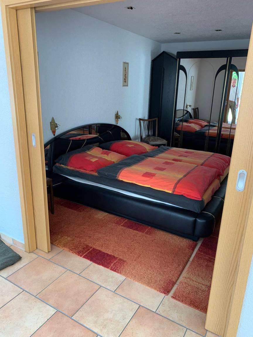 80 m² Ferienwohnung ∙ 1 Schlafzimmer ∙ 4 Gäste – Bild 12