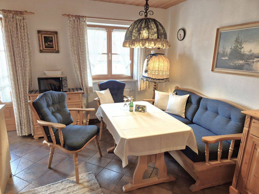 45 M² Ferienwohnung ∙ 1 Schlafzimmer ∙ 2 Gäste - Schliersee