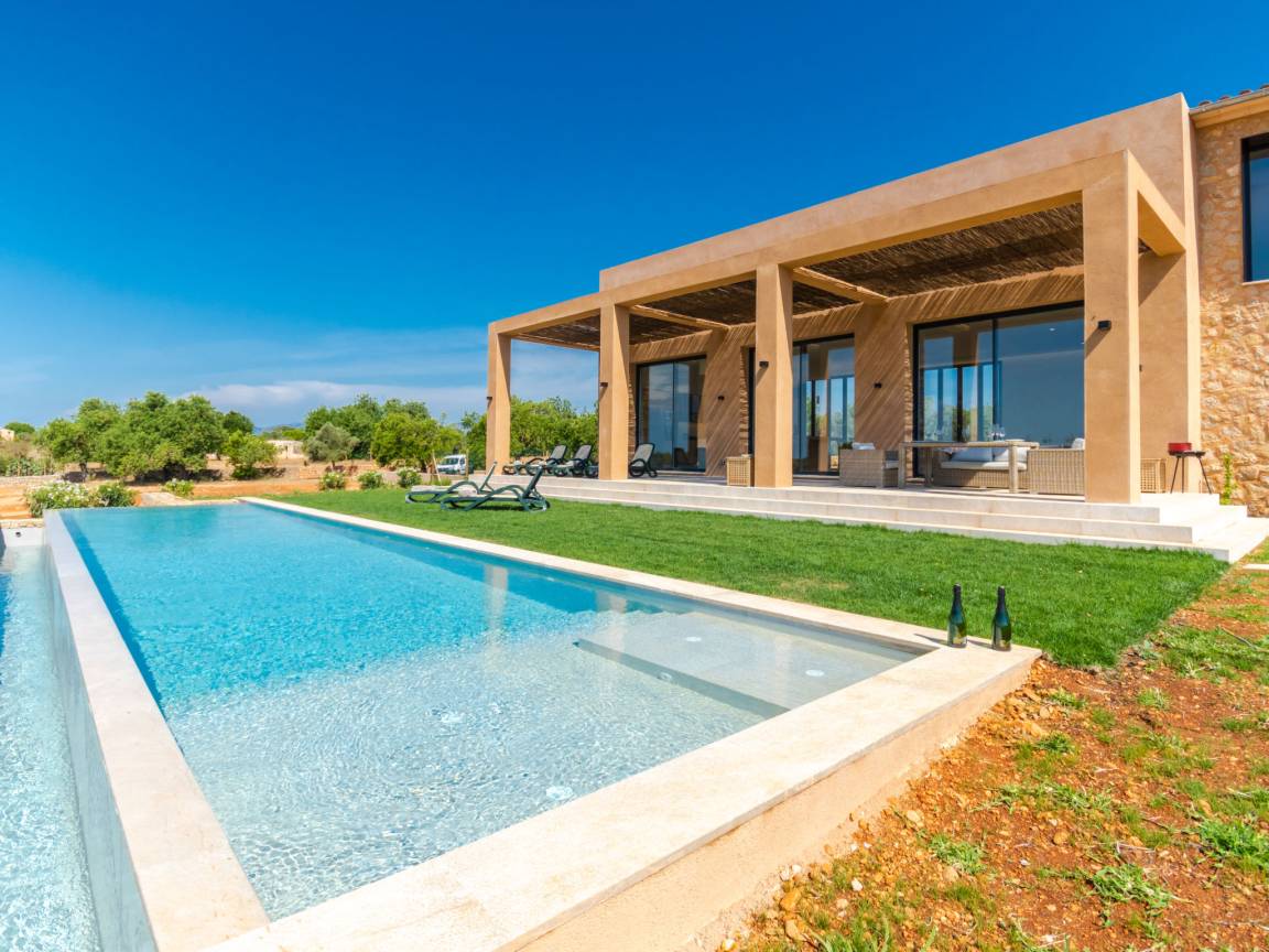 250 M² Casa ∙ 4 Habitaciones ∙ 8 Huéspedes - Lloseta