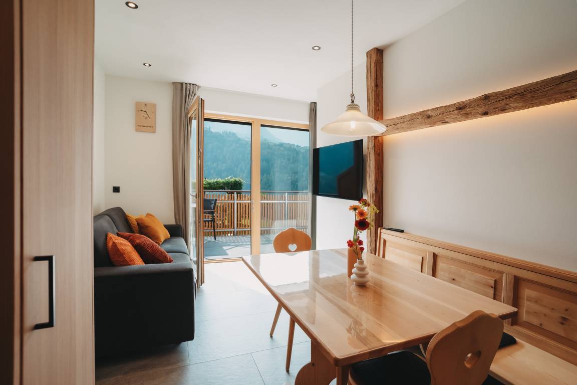 77 M² Apartment ∙ 3 Bedrooms ∙ 6 Guests - Merano
