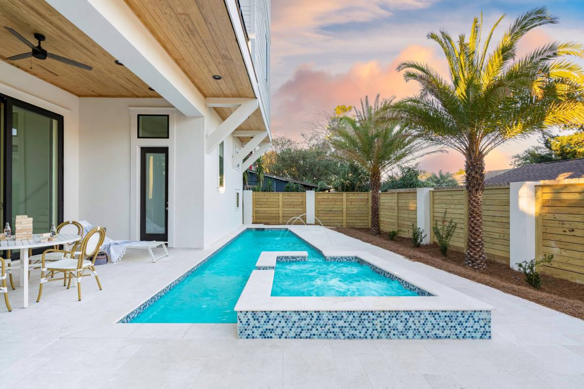 426 M² House ∙ 8 Bedrooms ∙ 18 Guests - Destin, FL