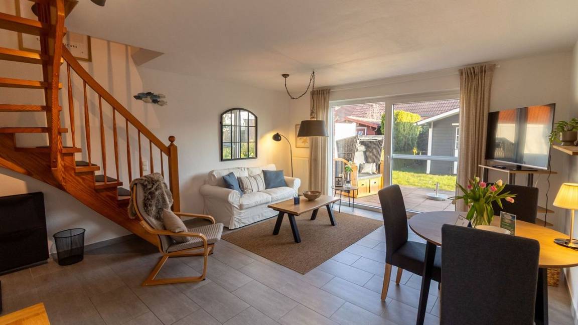 64 M² Ferienhaus ∙ 2 Schlafzimmer ∙ 3 Gäste - Emden