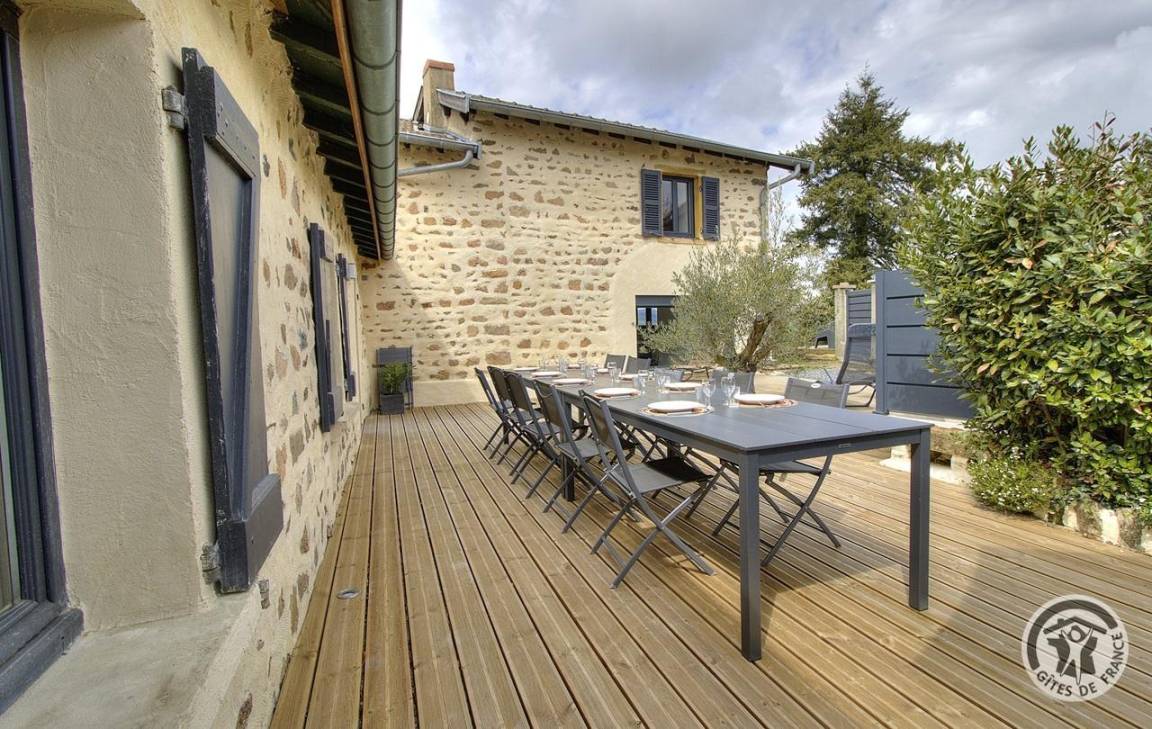 120 M² Gîte ∙ 4 Slaapkamers ∙ 10 Gasten - Tarare