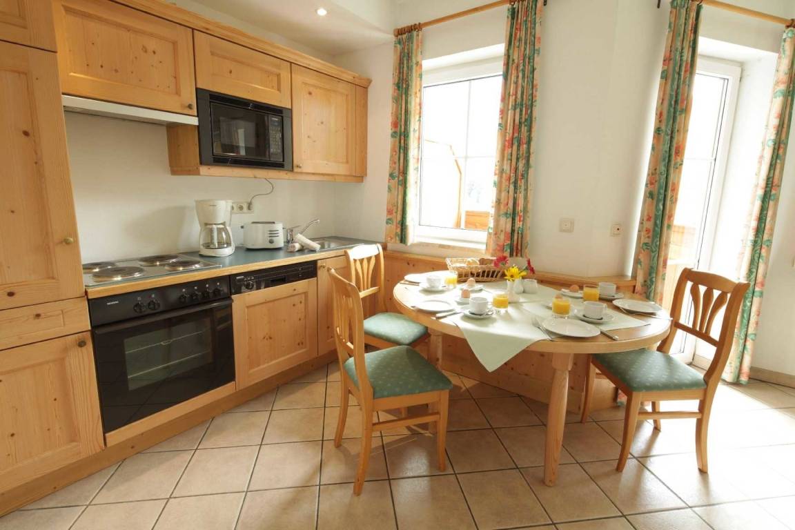 75 m² Ferienwohnung ∙ 2 Schlafzimmer ∙ 6 Gäste – Bild 6