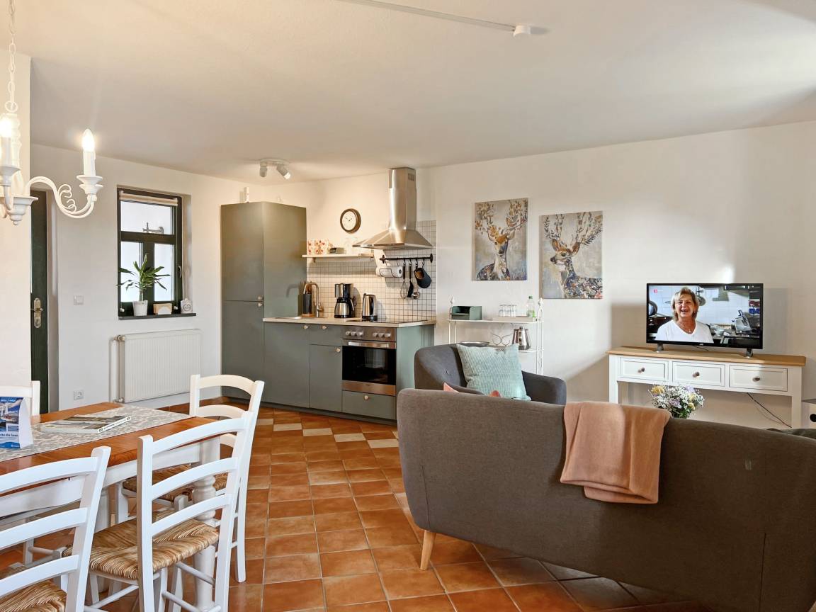 55 M² Ferienwohnung ∙ 2 Schlafzimmer ∙ 4 Gäste - Dargun