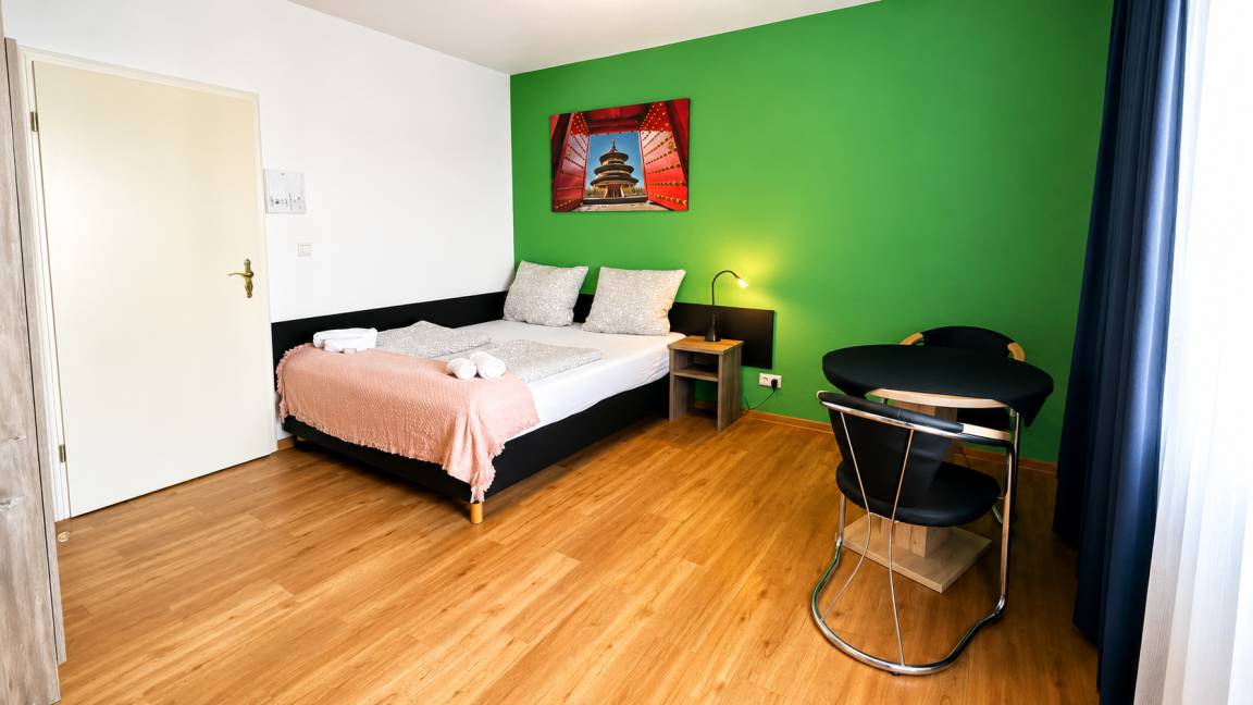 85 M² Ferienwohnung ∙ 1 Schlafzimmer ∙ 2 Gäste - Koblenz