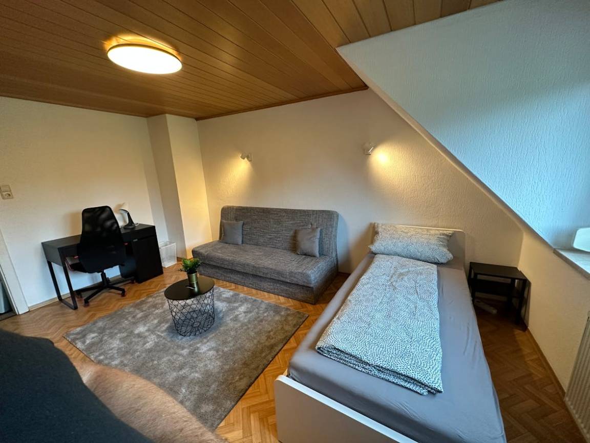 100 M² Private Room ∙ 1 Bedroom ∙ 1 Guest - Munich