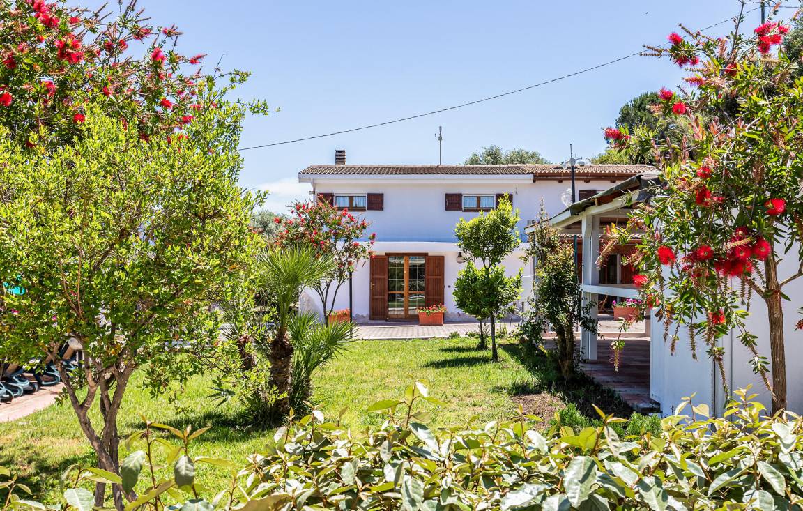 200 M² Talo ∙ 4 Makuuhuonetta ∙ 8 Vierasta - Alghero