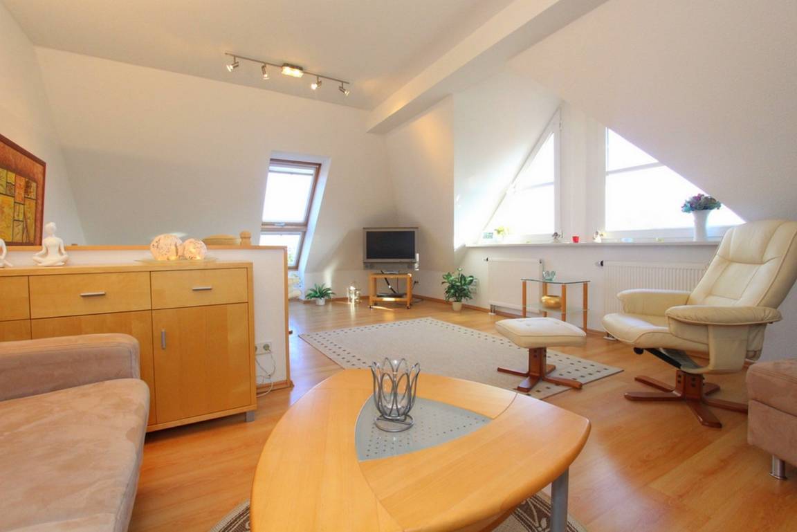 75 m² Ferienwohnung ∙ 1 Schlafzimmer ∙ 4 Gäste – Bild 4