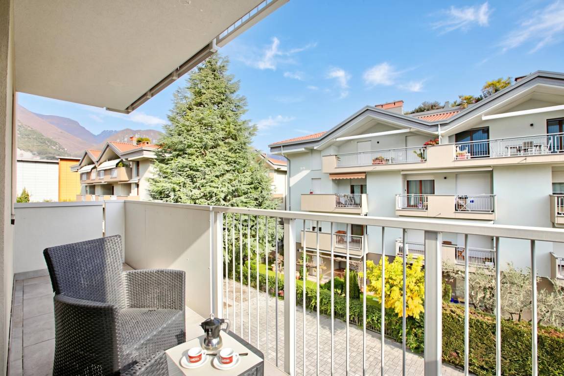 67 M² Apartamento ∙ 1 Habitación ∙ 4 Huéspedes - Limone Sul Garda