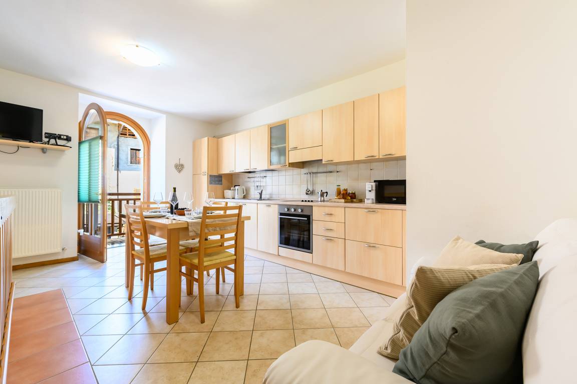 110 M² Apartamento ∙ 3 Habitaciones ∙ 6 Huéspedes - Comano