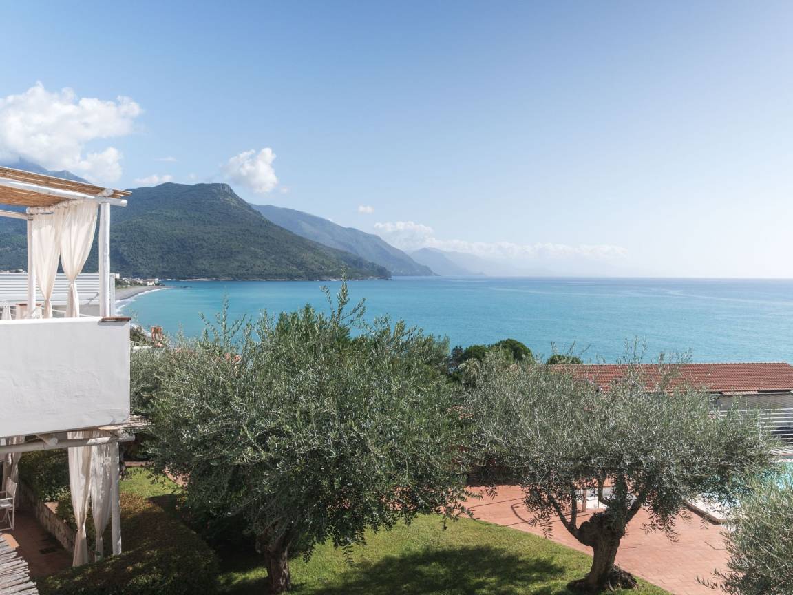 80 M² Apartment ∙ 2 Bedrooms ∙ 4 Guests - Sapri
