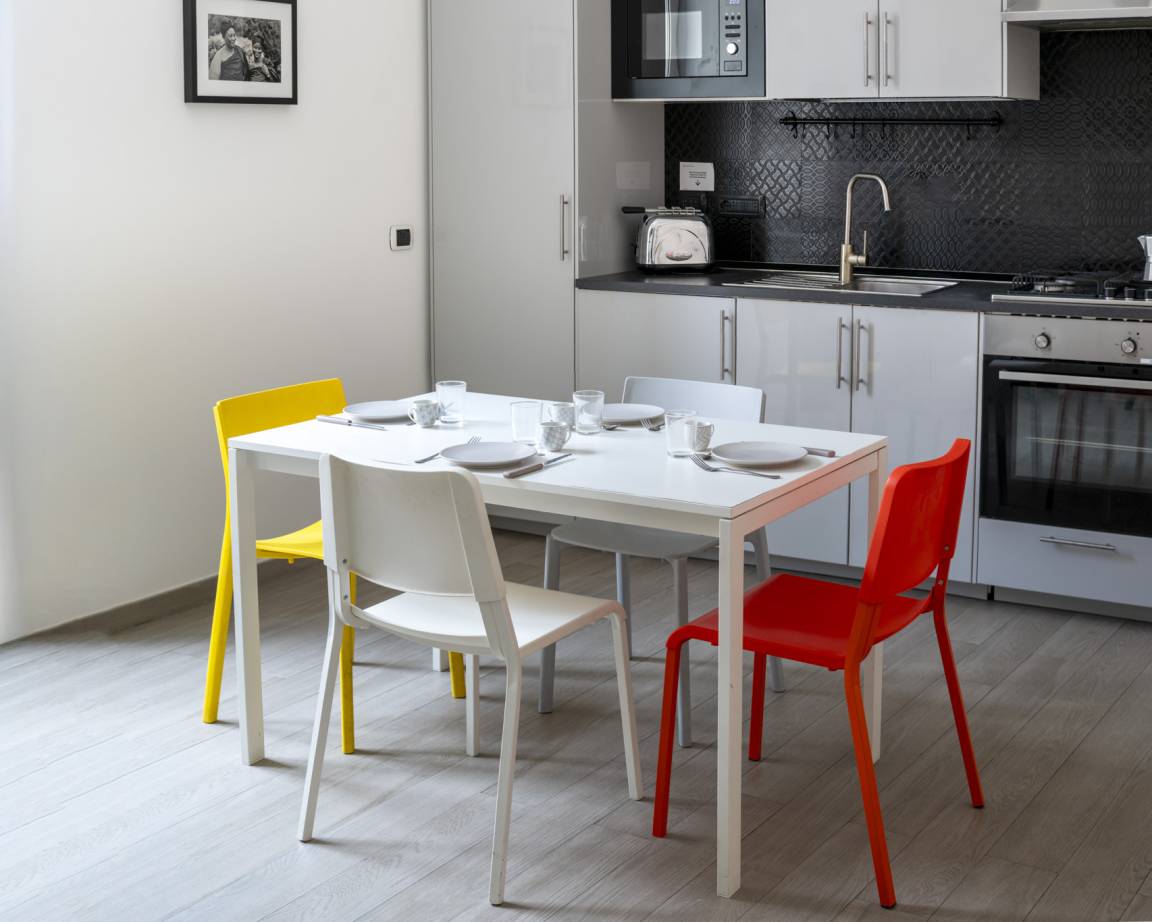 60 M² Apartamento ∙ 2 Habitaciones ∙ 4 Huéspedes - Nápoles
