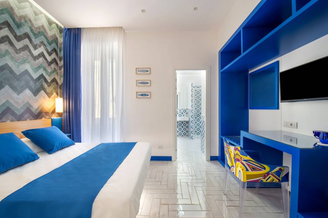 Bright&Modern Suite in Sorrento Old Town
