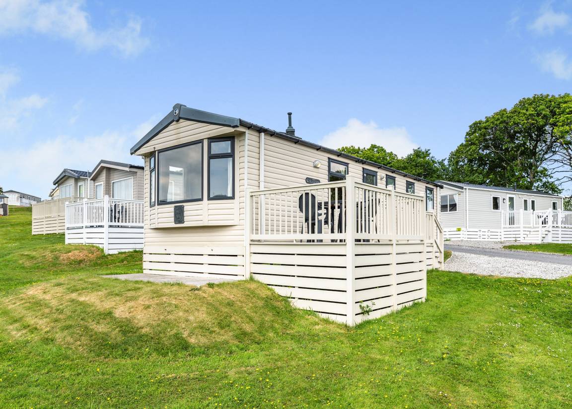 Caravan ∙ 3 Bedrooms ∙ 8 Guests - St Austell