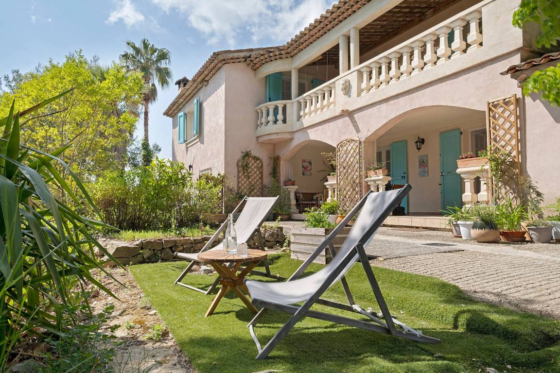 52 M² Casa ∙ 2 Habitaciones ∙ 4 Huéspedes - Grasse