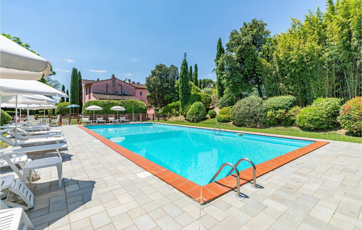450 M² Ferienhaus ∙ 10 Schlafzimmer ∙ 22 Gäste - Pistoia