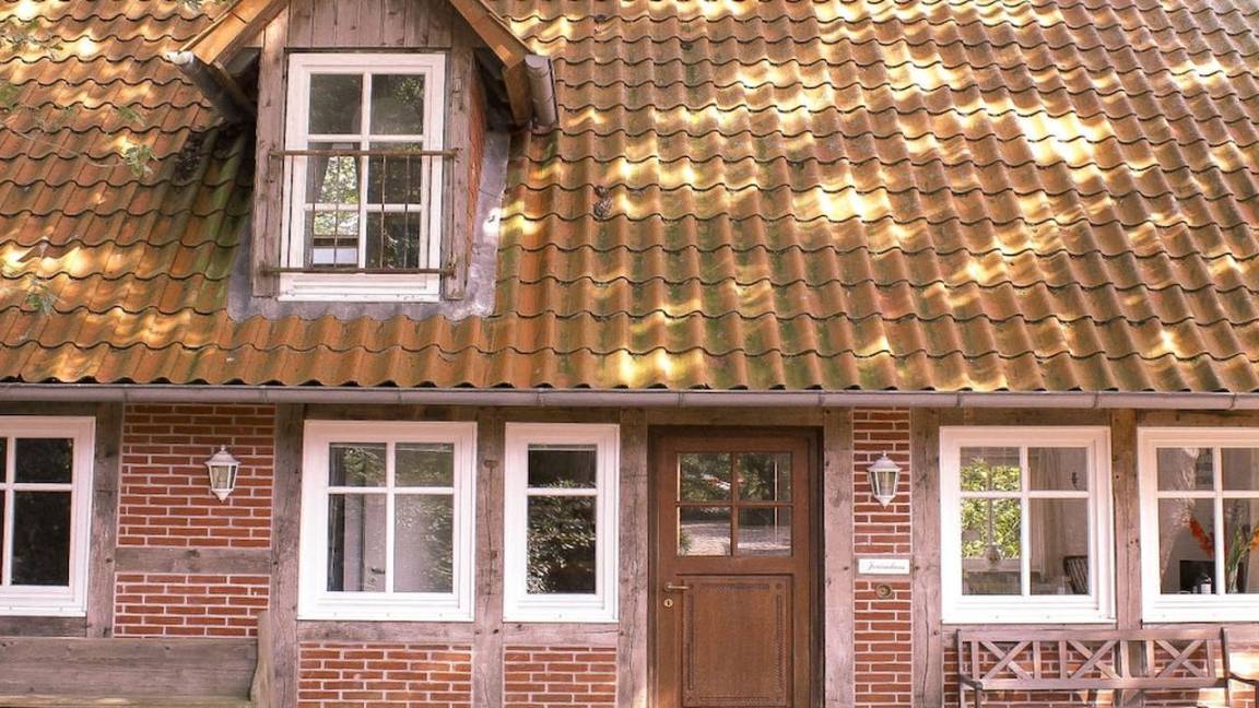 100 M² Ferienhaus ∙ 2 Schlafzimmer ∙ 3 Gäste - Jesteburg