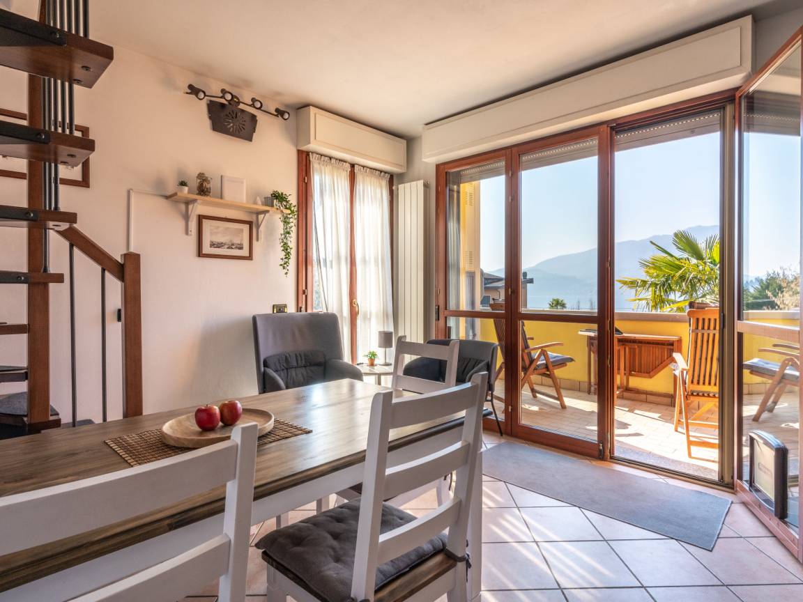 60 M² Appartamento Vacanza ∙ 2 Camere Da Letto ∙ 5 Ospiti - Orta San Giulio