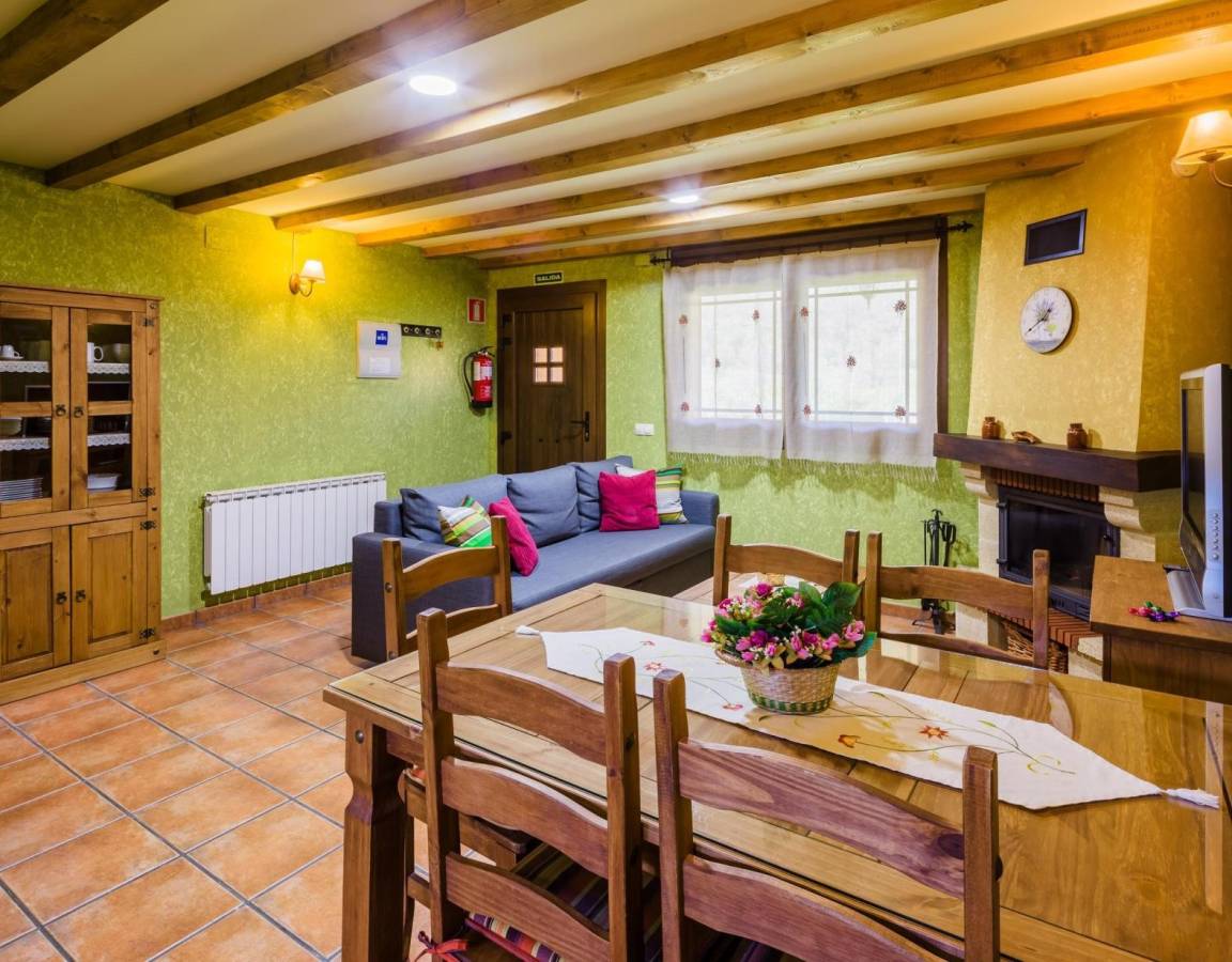 90 M² Maison De Vacances ∙ 2 Chambres ∙ 4 Personnes - Somiedo