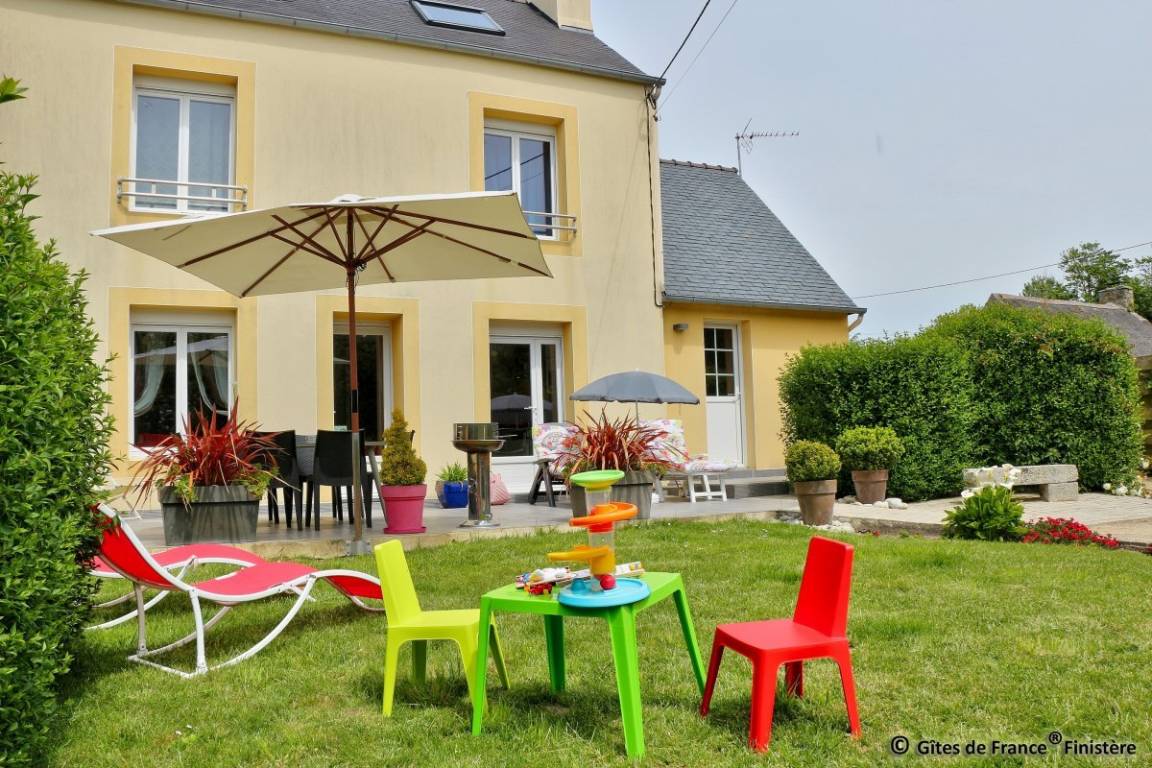 100 m&sup2; G&icirc;te 3 Schlafzimmer 5 G&auml;ste