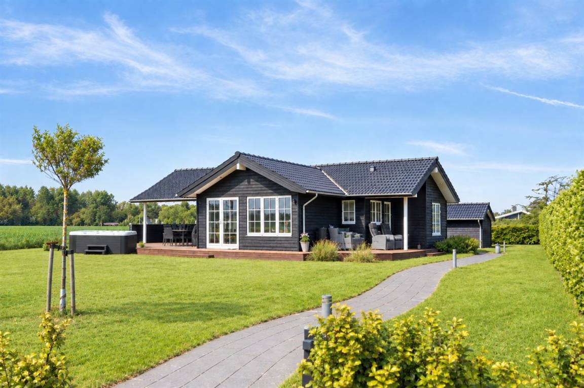 93 m&sup2; Ferienhaus 3 Schlafzimmer 6 G&auml;ste