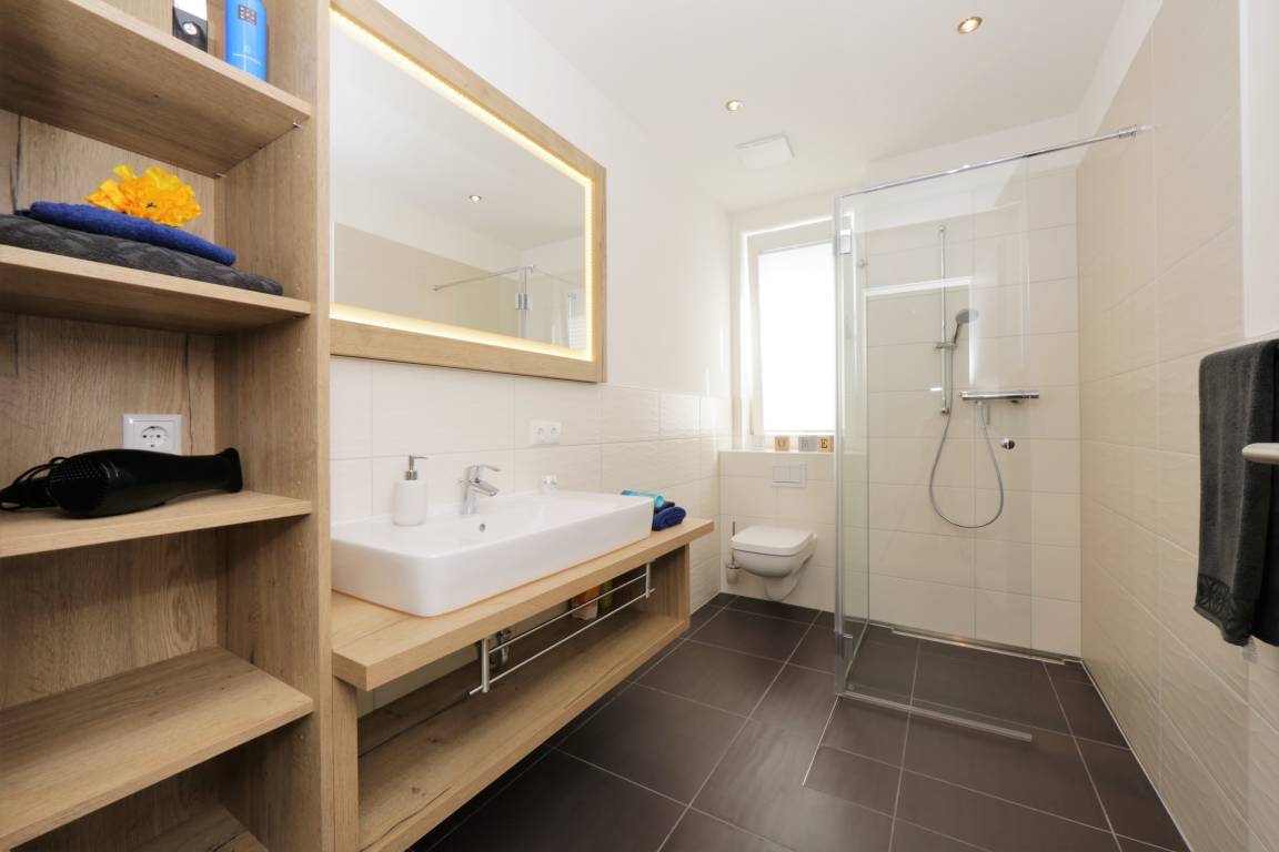 64 m² Ferienwohnung ∙ 2 Schlafzimmer ∙ 4 Gäste – Bild 14
