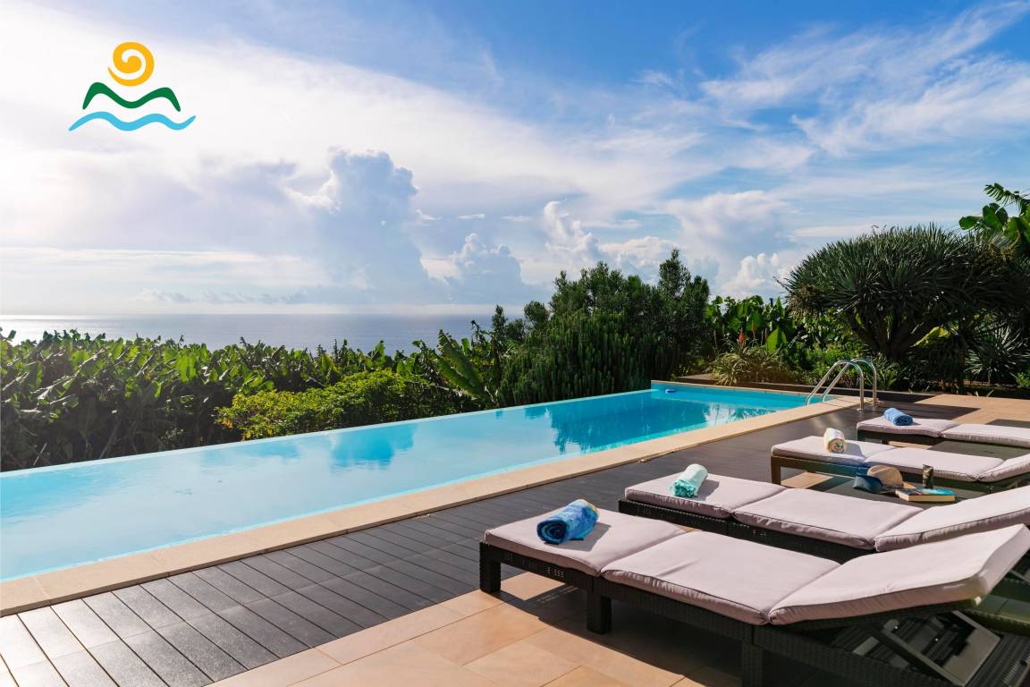 350 M² Villa ∙ 4 Bedrooms ∙ 8 Guests - Madeira
