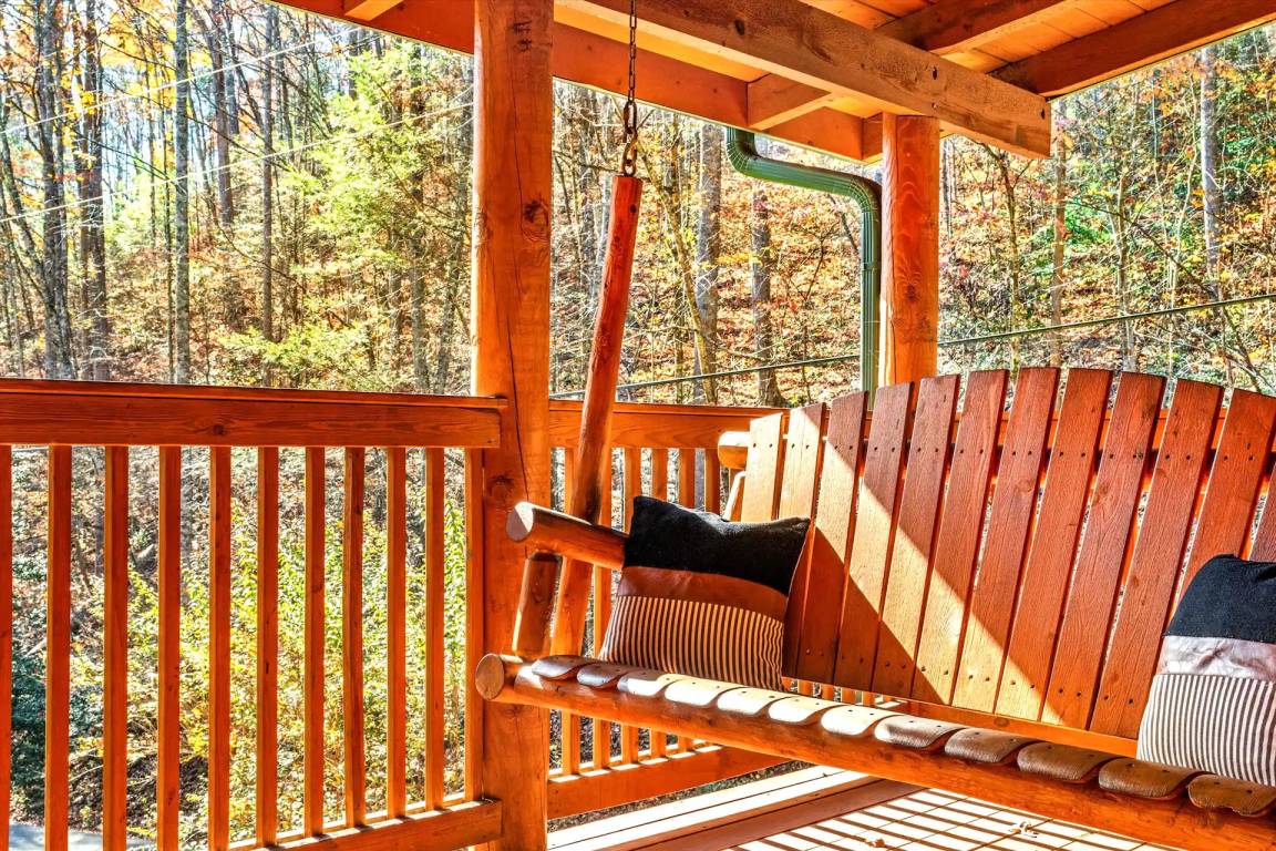 256 M² Cabin ∙ 5 Bedrooms ∙ 16 Guests - Gatlinburg, TN