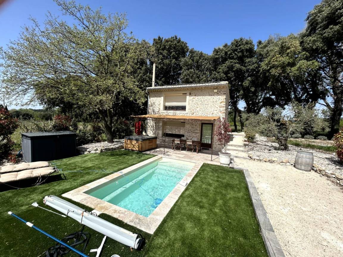 60 M² Gîte ∙ 1 Chambre ∙ 2 Personnes - Valréas