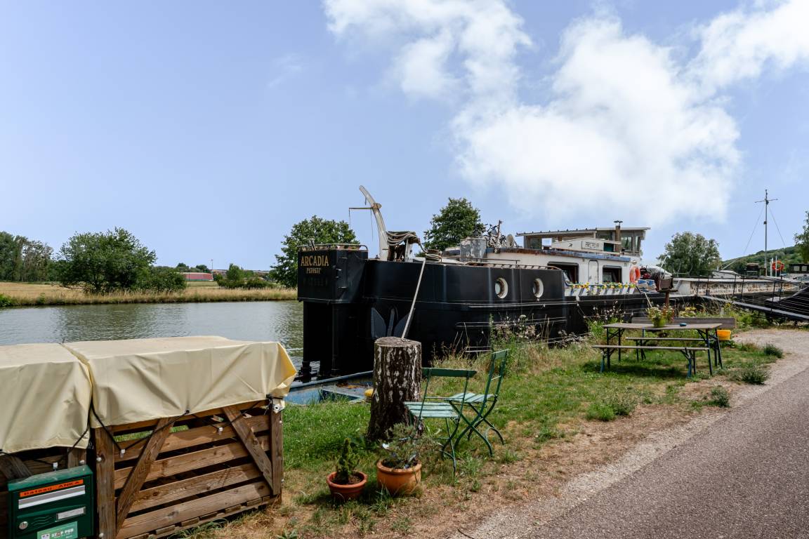 25 M² Péniche ∙ 2 Chambres ∙ 4 Personnes - Alsace