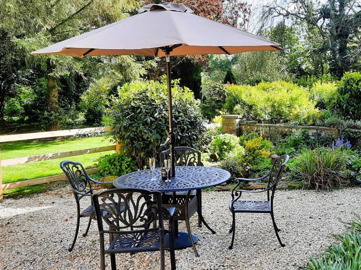 House ∙ 2 Bedrooms ∙ 4 Guests - Louth
